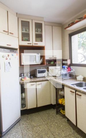 Apartamento à venda com 226m², 4 quartos e 3 vagasCozinha