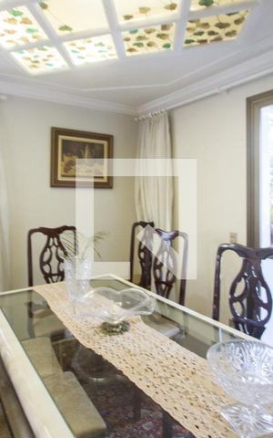 Apartamento à venda com 226m², 4 quartos e 3 vagasSala de Jantar