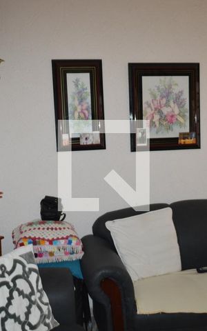 Casa à venda com 175m², 4 quartos e 2 vagasSala