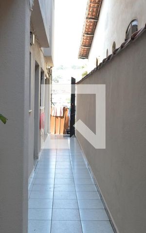 Casa à venda com 175m², 4 quartos e 2 vagasÁrea Externa