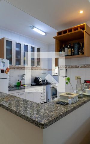 Apartamento à venda com 66m², 2 quartos e 2 vagasCozinha