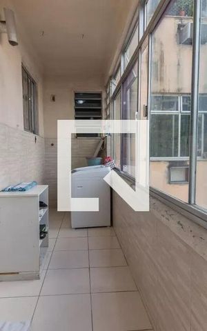 Apartamento à venda com 110m², 3 quartos e sem vaga Apartamento à venda com 110m², 3 quartos e sem vagaÁrea de Serviço