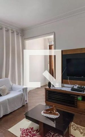 Apartamento à venda com 110m², 3 quartos e sem vaga Apartamento à venda com 110m², 3 quartos e sem vagaSala