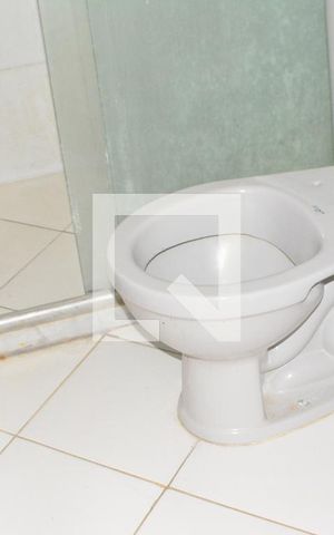 Apartamento para alugar com 53m², 2 quartos e sem vagaBanheiro