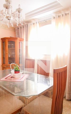 Casa à venda com 240m², 3 quartos e 3 vagassala de jantar