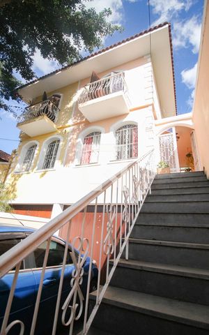 Casa à venda com 240m², 3 quartos e 3 vagasentrada
