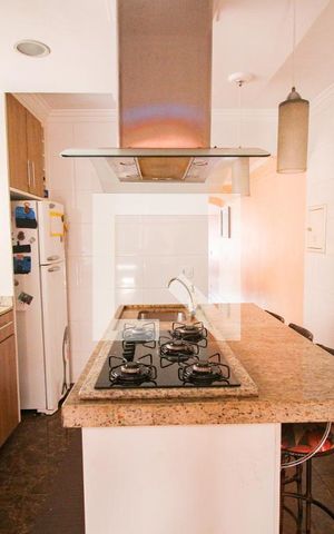 Casa à venda com 240m², 3 quartos e 3 vagascozinha