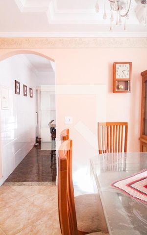 Casa à venda com 240m², 3 quartos e 3 vagassala de jantar