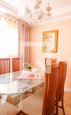 Casa à venda com 240m², 3 quartos e 3 vagassala de jantar