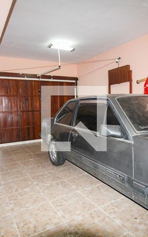 Casa à venda com 240m², 3 quartos e 3 vagasgaragem