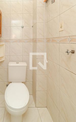 Apartamento à venda com 118m², 3 quartos e sem vaga Apartamento à venda com 118m², 3 quartos e sem vagaBanheiro de serviço
