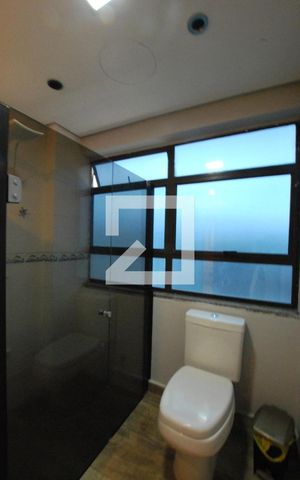 Apartamento à venda com 400m², 4 quartos e 2 vagasBanheiro da Suíte 2
