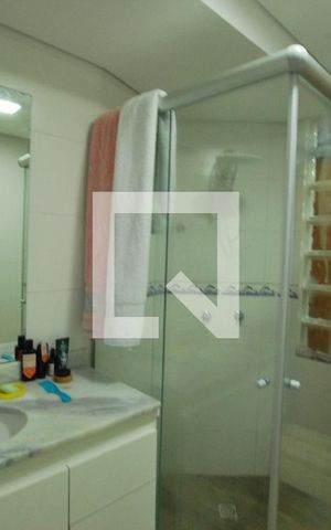 Apartamento à venda com 400m², 4 quartos e 2 vagasBanheiro da suíte 3