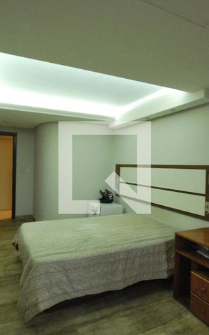 Apartamento à venda com 400m², 4 quartos e 2 vagasSuíte 1
