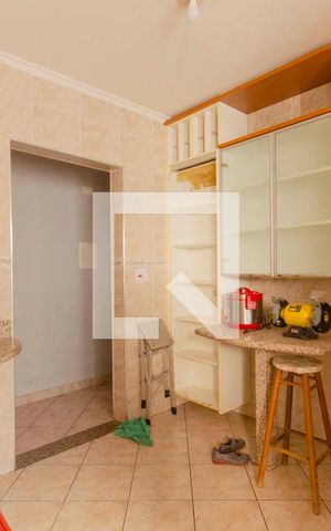 Apartamento à venda com 60m², 2 quartos e 1 vaga Apartamento à venda com 60m², 2 quartos e 1 vagaCozinha