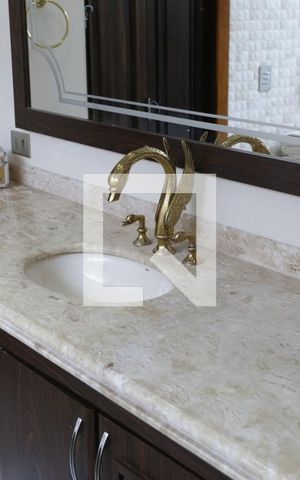 Apartamento para alugar com 200m², 4 quartos e 3 vagasBanheiro da Suíte 3