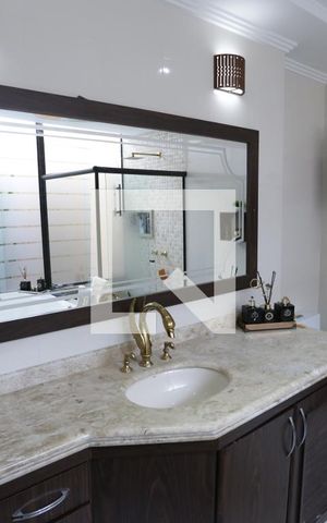 Apartamento para alugar com 200m², 4 quartos e 3 vagasBanheiro da Suíte 3