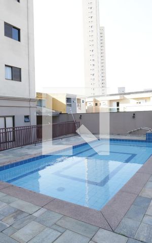 Apartamento para alugar com 200m², 4 quartos e 3 vagasÁrea comum - Piscina