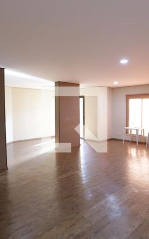 Apartamento para alugar com 200m², 4 quartos e 3 vagasÁrea comum - Salão de festas