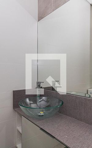 Apartamento para alugar com 75m², 2 quartos e sem vagaBanheiro Social