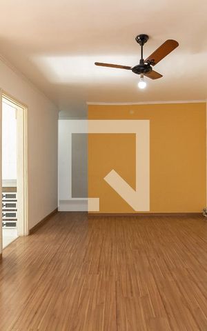 Apartamento à venda com 88m², 3 quartos e 1 vaga Apartamento à venda com 88m², 3 quartos e 1 vagaSala