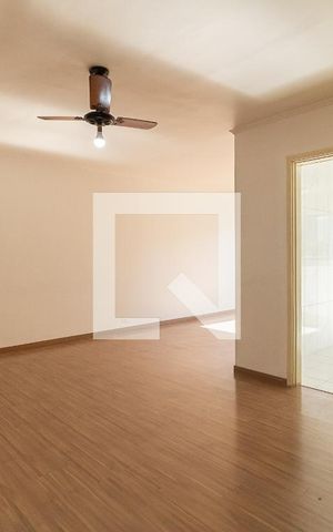 Apartamento à venda com 88m², 3 quartos e 1 vaga Apartamento à venda com 88m², 3 quartos e 1 vagaSala