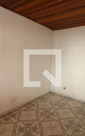 Casa à venda com 120m², 2 quartos e 1 vagaSala