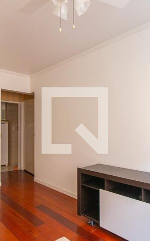 Apartamento para alugar com 42m², 1 quarto e sem vaga Apartamento para alugar com 42m², 1 quarto e sem vagaSala