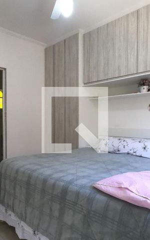 Casa à venda com 200m², 3 quartos e 2 vagasSuíte 2