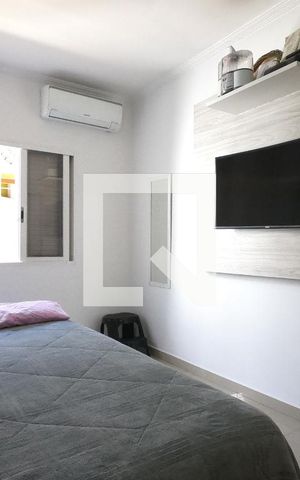Casa à venda com 200m², 3 quartos e 2 vagasSuíte 2