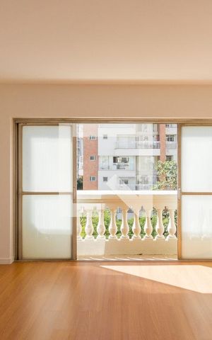 Apartamento para alugar com 137m², 3 quartos e 2 vagas Apartamento para alugar com 137m², 3 quartos e 2 vagasSala