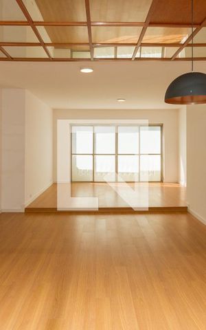 Apartamento para alugar com 137m², 3 quartos e 2 vagas Apartamento para alugar com 137m², 3 quartos e 2 vagasSala