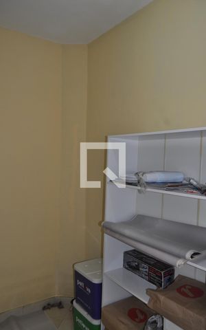 Casa à venda com 184m², 3 quartos e 6 vagasQuarto de Serviços