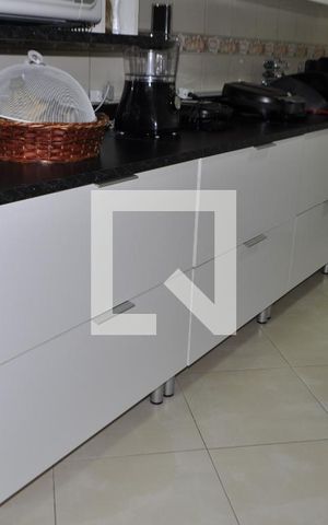 Casa à venda com 184m², 3 quartos e 6 vagasCozinha - Armários