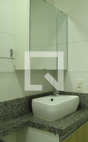 Apartamento para alugar com 41m², 2 quartos e sem vagaBanheiro