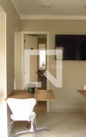 Apartamento para alugar com 41m², 2 quartos e sem vagaÁrea comum