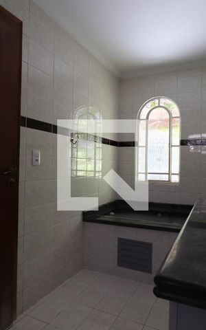Casa à venda com 150m², 3 quartos e 2 vagasBanheiro da Suíte 1