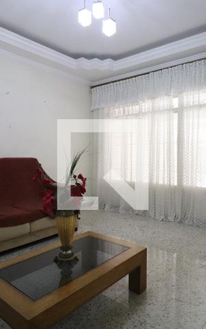 Casa à venda com 150m², 3 quartos e 2 vagasSala 1