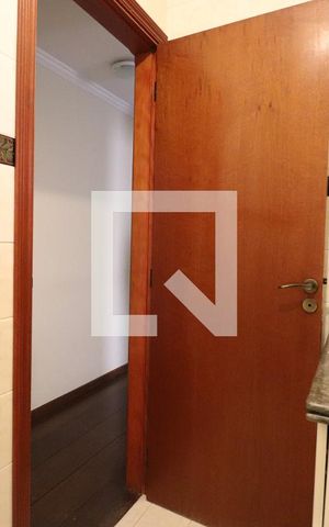 Casa à venda com 150m², 3 quartos e 2 vagasBanheiro 1