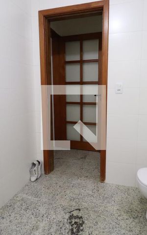 Casa à venda com 150m², 3 quartos e 2 vagasBanheiro 2