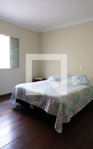 Casa à venda com 150m², 3 quartos e 2 vagasSuíte 2