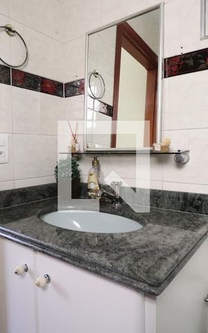 Casa à venda com 150m², 3 quartos e 2 vagasBanheiro da Suíte 2