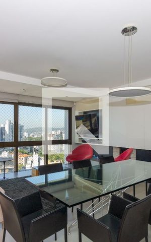 Apartamento para alugar com 121m², 3 quartos e 2 vagas Apartamento para alugar com 121m², 3 quartos e 2 vagasSala