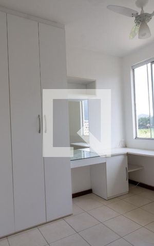 Casa à venda com 360m², 6 quartos e 4 vagas Casa à venda com 360m², 6 quartos e 4 vagasQuarto 2