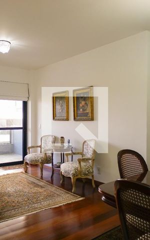 Apartamento à venda com 110m², 3 quartos e 2 vagas Apartamento à venda com 110m², 3 quartos e 2 vagasSala
