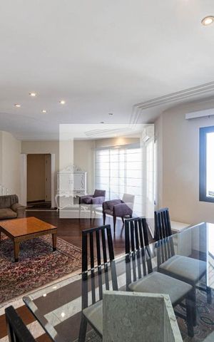 Apartamento para alugar com 310m², 3 quartos e 3 vagas Apartamento para alugar com 310m², 3 quartos e 3 vagasSala