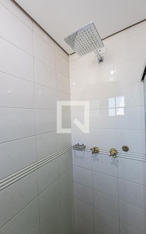 Apartamento para alugar com 310m², 3 quartos e 3 vagas Apartamento para alugar com 310m², 3 quartos e 3 vagasBanheiro Social