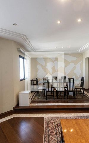 Apartamento para alugar com 310m², 3 quartos e 3 vagas Apartamento para alugar com 310m², 3 quartos e 3 vagasSala