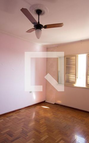 Casa para alugar com 155m², 3 quartos e 1 vagaQuarto 1