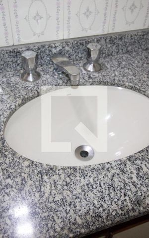 Casa para alugar com 155m², 3 quartos e 1 vagaBanheiro Social